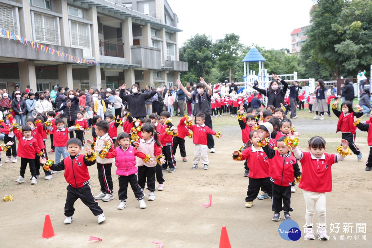 嘉義市立幸福幼兒園今天盛大舉辦「來派對玩吧!幸福無限大」創園8週年園慶活動/嘉義市府提供