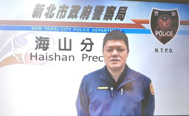 《圖說》海山所長柯順雄說明處理蔡男長按喇叭數次蓄意挑釁案由。〈海山分局提供〉