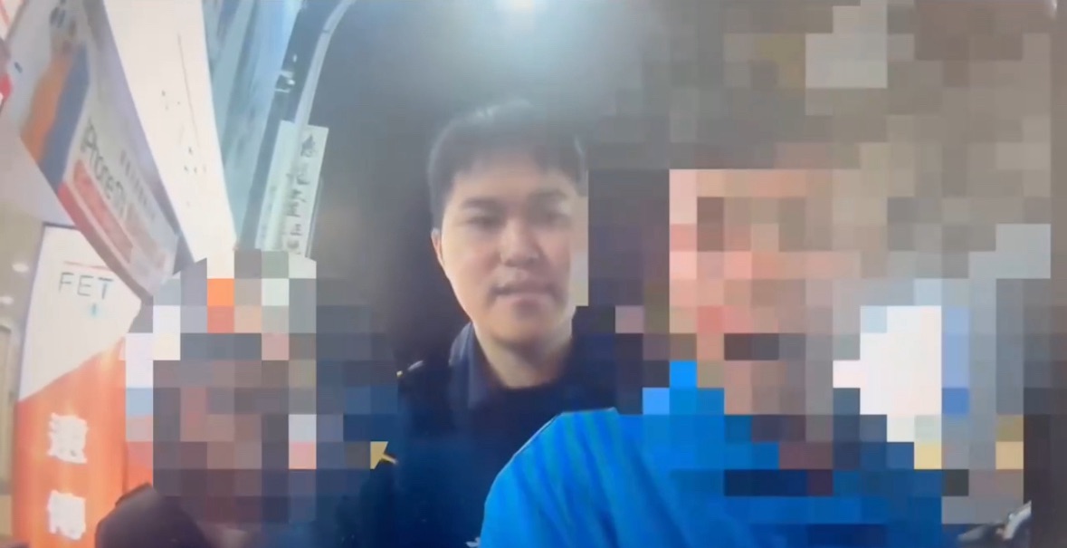 33歲林姓男子不滿停車收費員蔡姓女子「依規定」對其搭乘的車輛進行「加簽」計費,暴怒自副駕駛座衝下車瘋狂毆打蔡女。