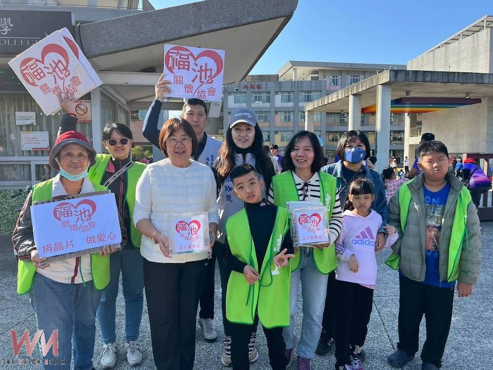 第二屆民雄打貓馬拉松由「民雄文教基金會」接棒籌備,串聯社區網絡的由在地65家法人、企業認養15處補給站、贊助獎品,提供多元豐盛的補給品服務,展現最超值臺式馬拉松。(圖/民雄鄉公所提供)