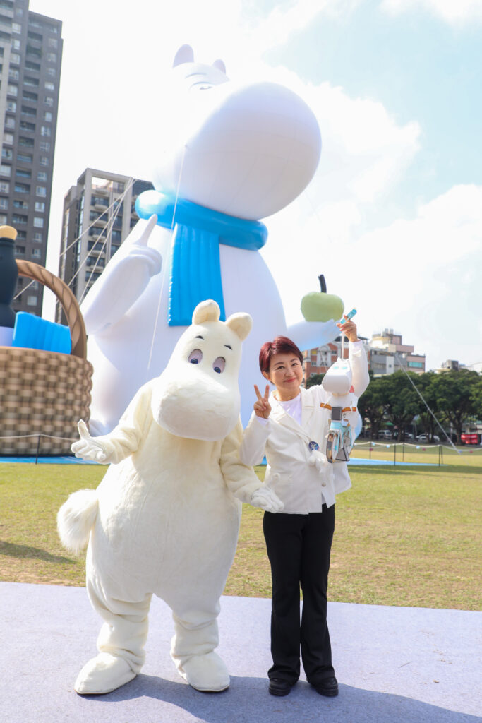 「幸福蜜馬」中台灣燈會2/15登場 盧秀燕:「姆明(Moomin)」伴市民甜蜜過馬年 42 %E5%B9%B8%E7%A6%8F%E8%9C%9C%E9%A6%AC %E5%9C%A8%E5%8F%B0%E4%B8%AD %E4%B8%AD%E5%8F%B0%E7%81%A3%E7%87%88%E6%9C%83215%E7%99%BB%E5%A0%B4 %E7%9B%A7%E5%B8%82%E9%95%B7 %E5%A7%86%E6%98%8E moomin %E4%BC%B4%E5%B8%82%E6%B0%91%E7%94%9C%E8%9C%9C%E9%81%8E%E9%A6%AC%E5%B9%B4 2