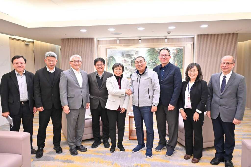 ▲內政部劉世芳部長與新北市侯友宜市長雙方團隊合影。