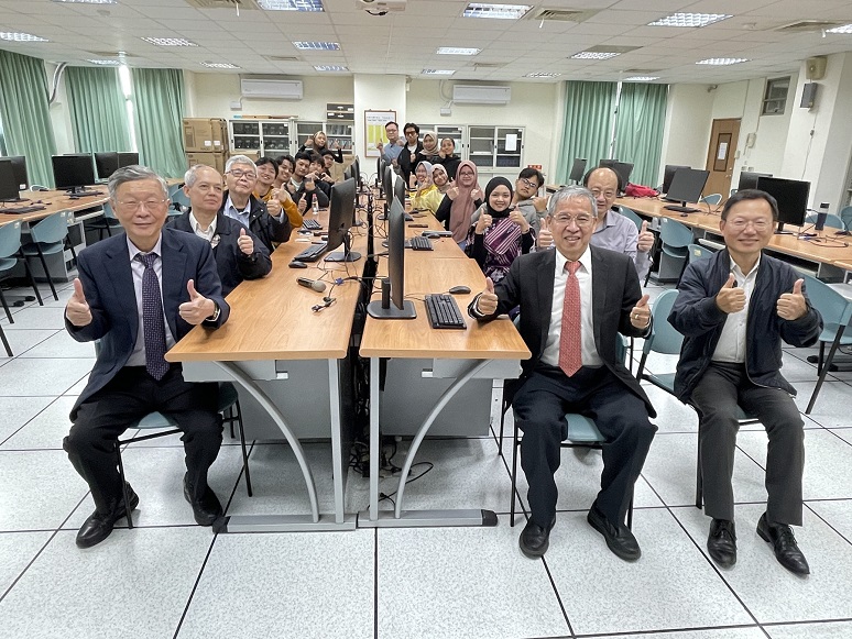 ▲聖約翰科技大學建置「BIM暨ESG特色實驗室」，強化學生在智慧營建與永續發展領域的專業能力。
