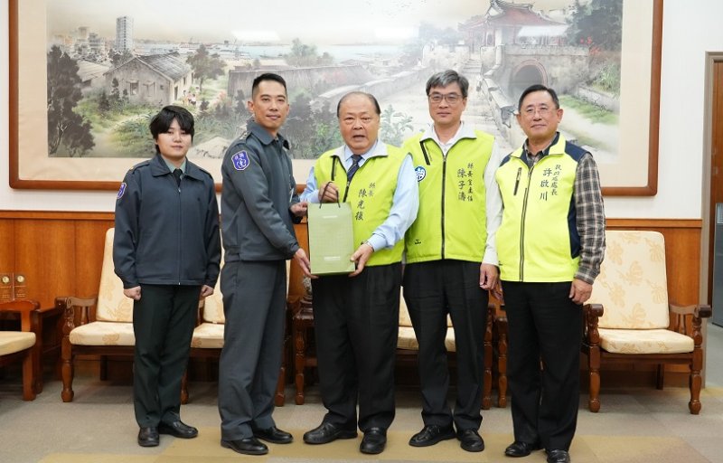 陳光復會見後指部新任指揮官唐信賢　期許深化動員、災防與軍民合作