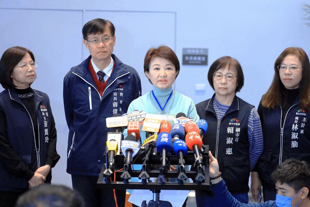 羅廷瑋上午喊話 盧秀燕拍板公立國中小營養午餐免費 220 照片來源:台中市政府