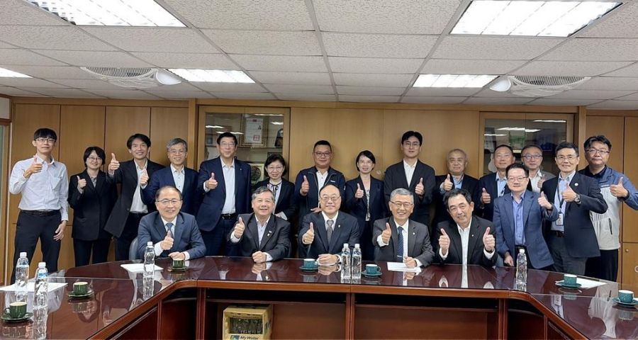 港務公司周永暉傾聽業者心聲 推動貨櫃與散雜貨量能齊揚