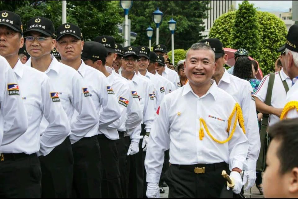 國民黨籍教授、前主播何啟聖日前宣布爭取花蓮縣長提名，卻未被納入花蓮縣黨部決議的全民調名單，引發黨內提名程序爭議。(記者翻攝)
