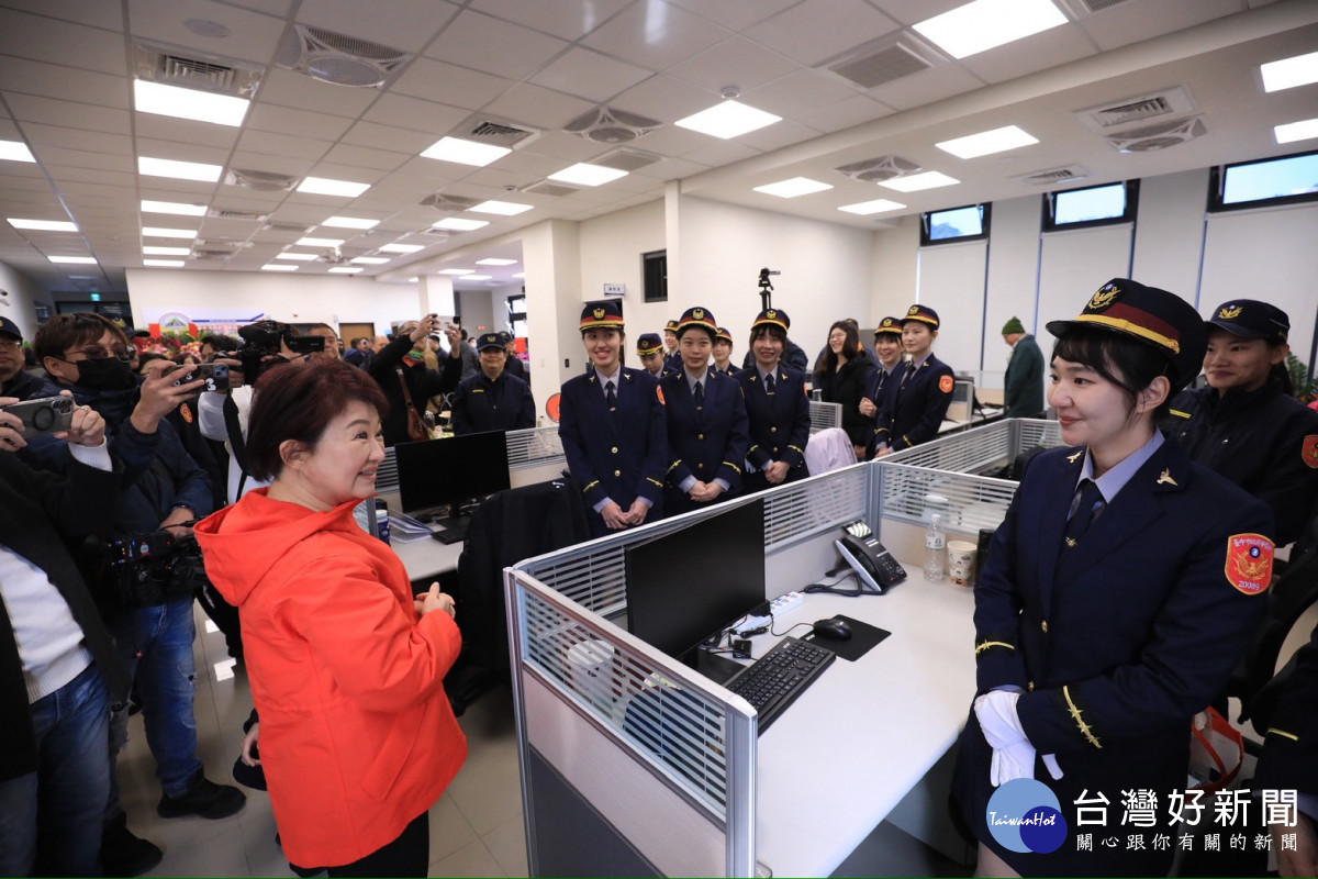 盧市長感謝警察同仁的辛勞