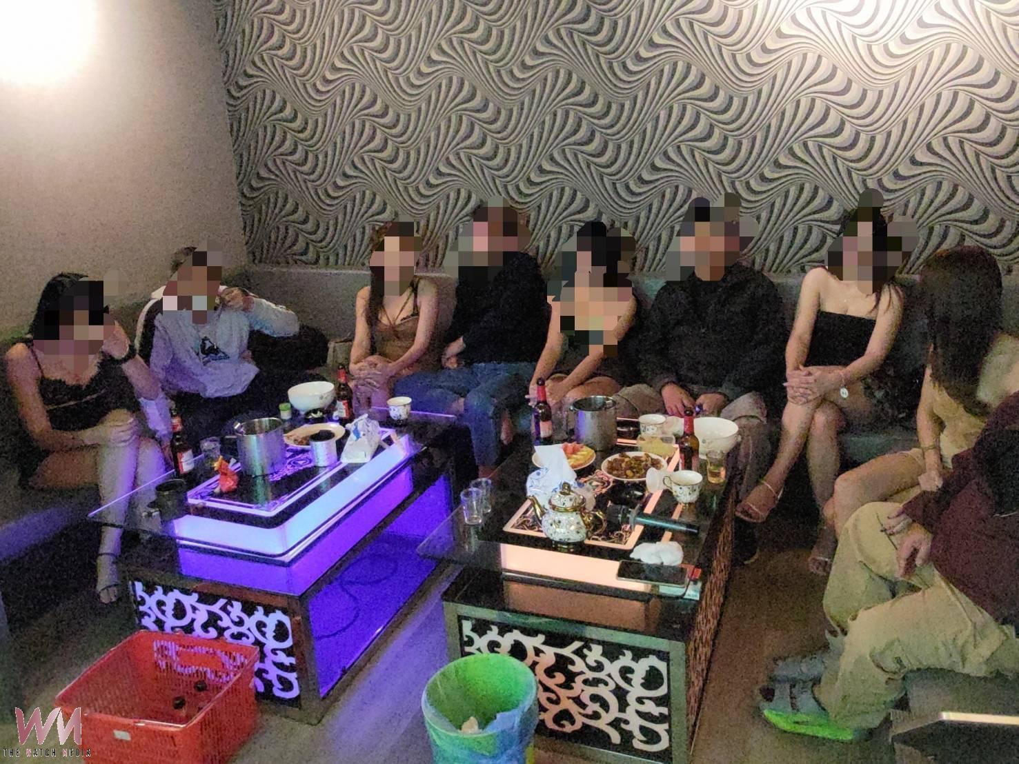 移民署嘉義縣專勤隊在嘉義地檢署指揮偵辦下,破獲跨國非法仲介集團,依法送辦。(圖/移民署提供)