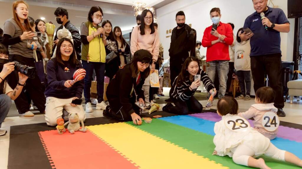 ▲位於彰濱工業區的秀傳產後護理之家為慶祝成立五週年,今日舉辦了一場充滿歡笑與感動的「寶寶運動會」。(圖/秀傳提供)