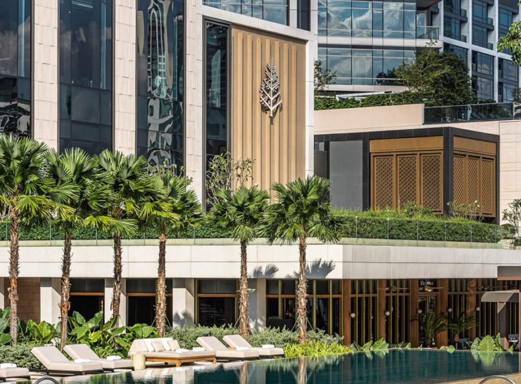 從酒店到雲端海洋:四季酒店跨界私人飛機與郵輪,全方位延續無微不至的奢華體驗。 (圖/愛上旅遊提供)