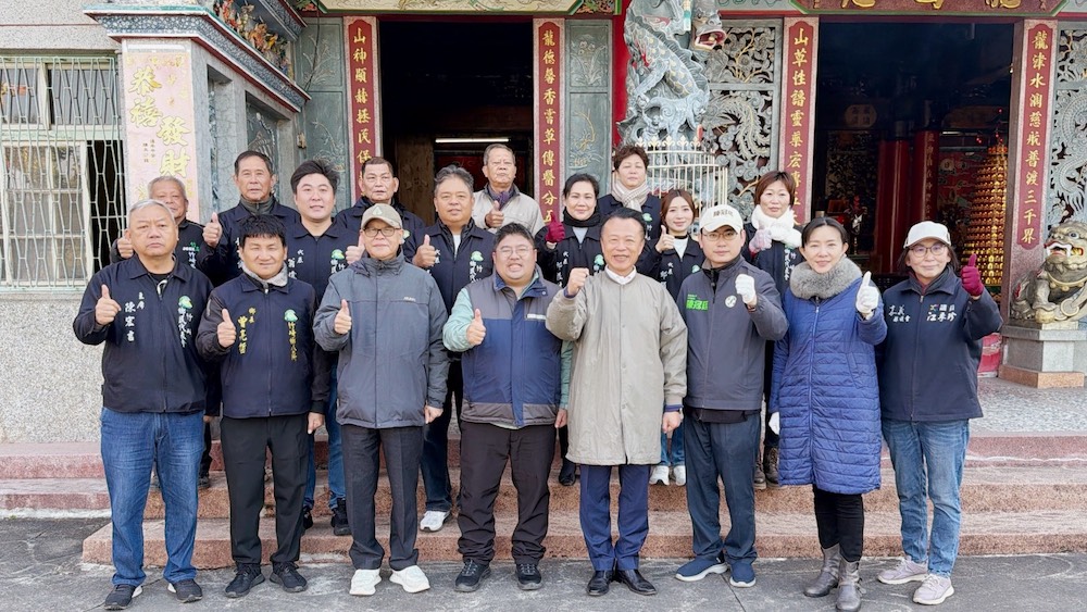 蔡易餘立委在縣長翁章梁、議長張明達、陳冠廷立委及各地要角人物力挺，展現全力衝刺的拚戰決心。（圖/蔡易餘競選總部提供）