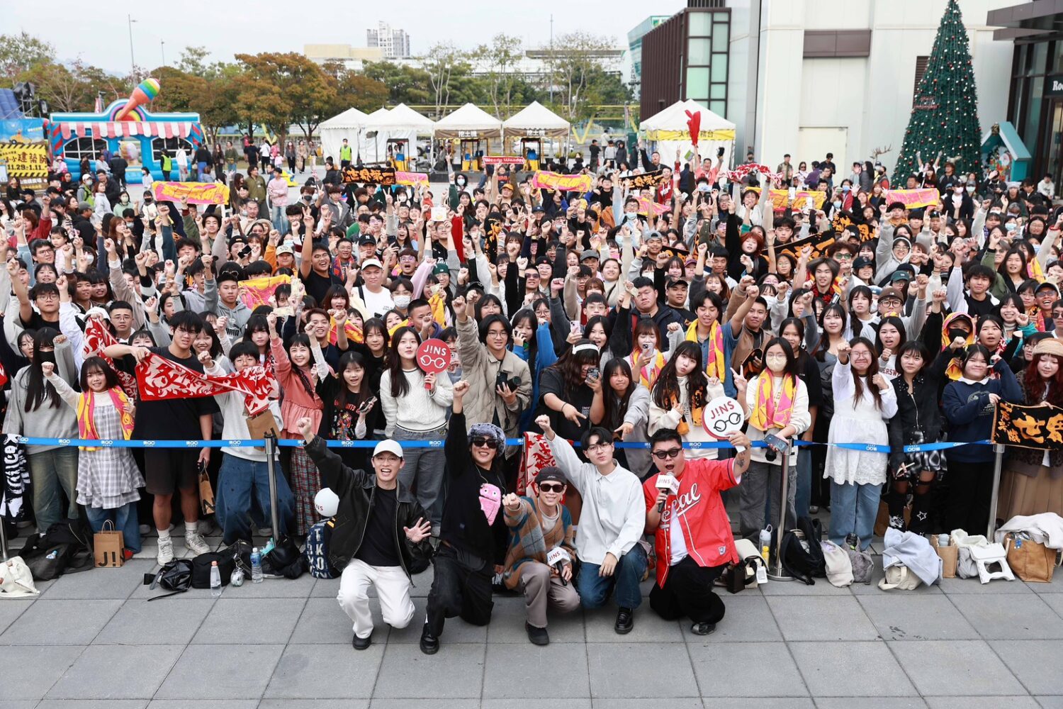 JINS GO 來了! 1/10-1/11攜手芒果醬、旺福 熱血嗨翻南台灣 破萬人響應 送千支墨鏡還不夠 今年寵粉繼續送!