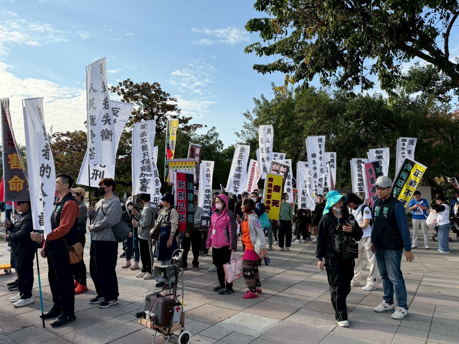 111司法節民間團體集結高雄 籲正視重大暴力犯罪 主張死刑為社會最後防線