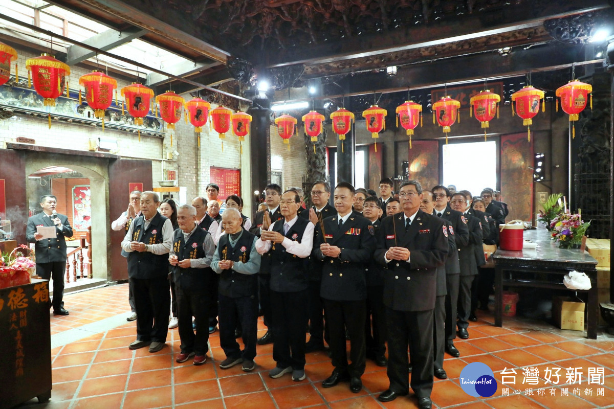 嘉義市消防局今天在嘉邑城隍廟舉行「115年119 消防節城隍諸神暨水德星君祈福、公益捐血暨政令宣導活動」/嘉義市府提供