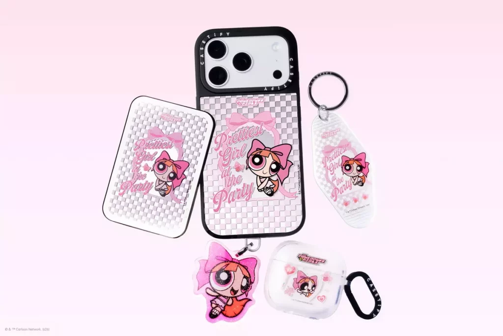 飛天小女警 x CASETiFY 聯名系列以飛天小女警之間的友情為靈感，再次攜手動畫推出全新寶寶色系聯名設計