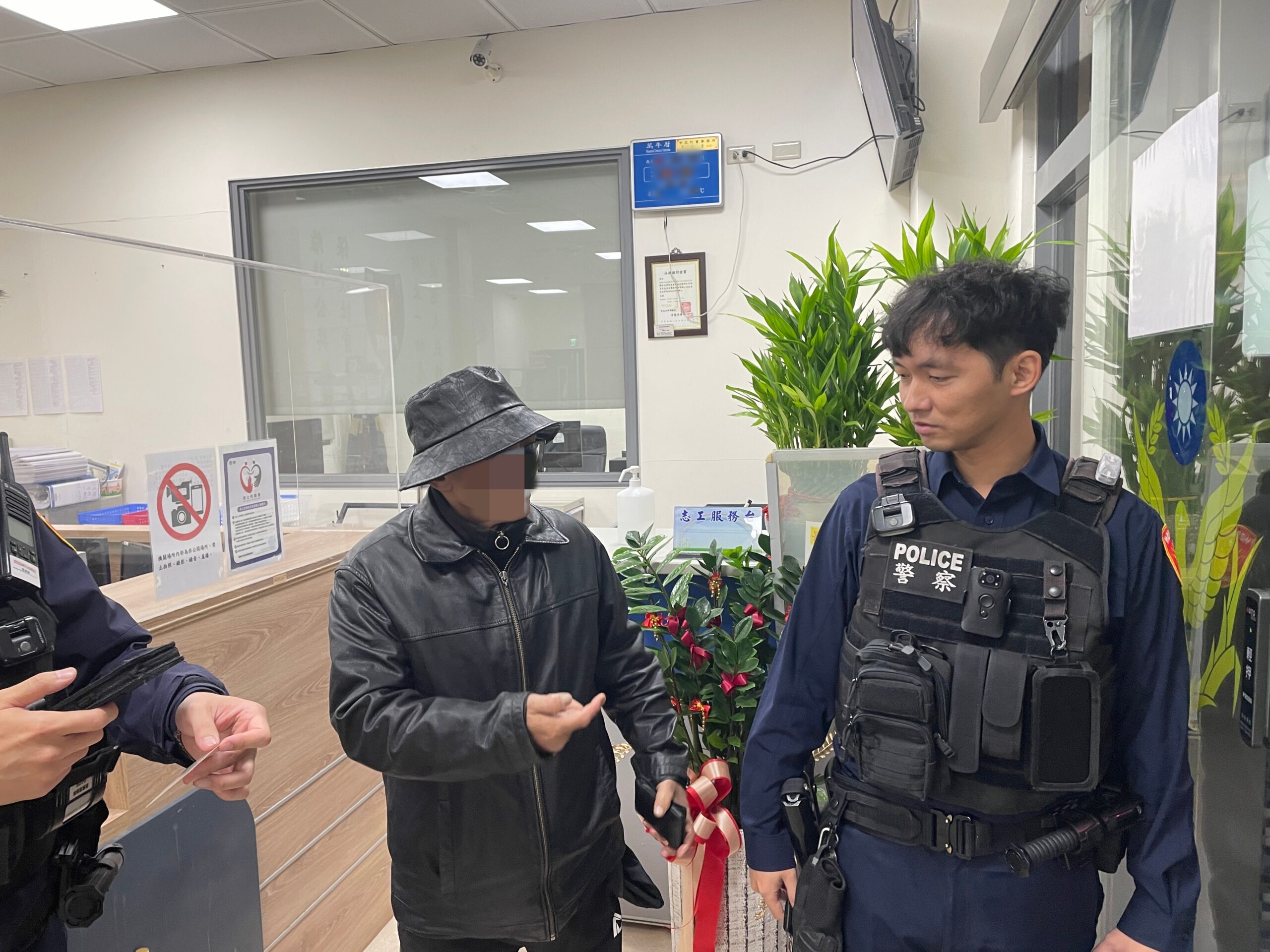 中壢翁忘車停哪苦尋4小時 警調監視器神助攻找回 123486468 1 scaled