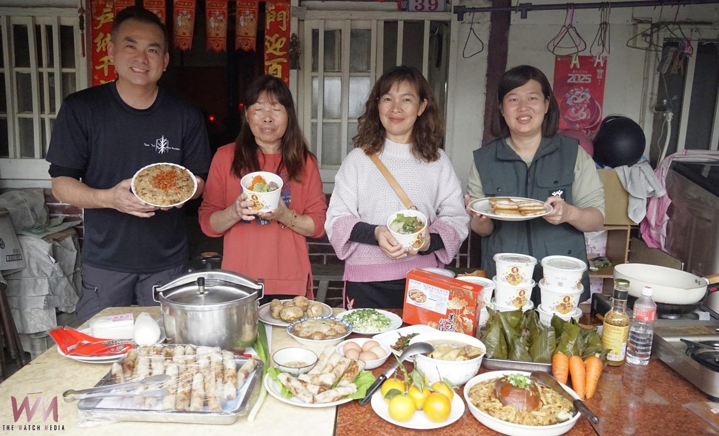 (有影片)/暖心劉女士贈年菜到宅圍爐 雲林家扶陪伴隔代家庭迎新年 - https://www.watchmedia01.com