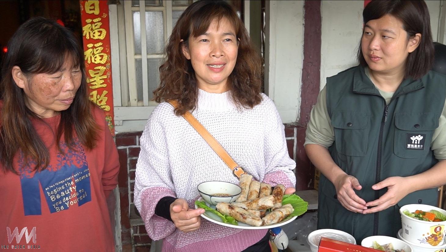 (有影片)/暖心劉女士贈年菜到宅圍爐 雲林家扶陪伴隔代家庭迎新年 - https://www.watchmedia01.com