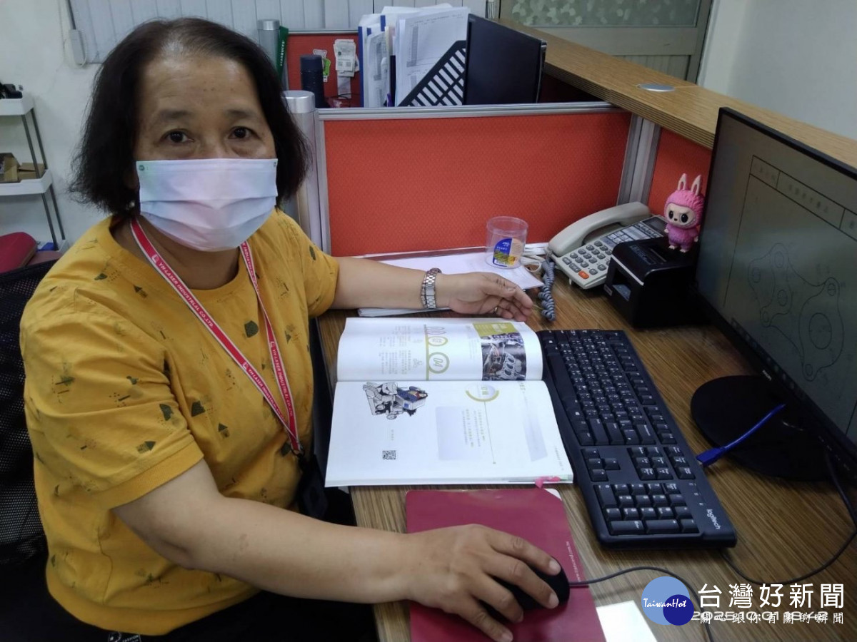 莊小姐透過機械繪圖職訓提升技能，成功轉職成為繪圖工程師。