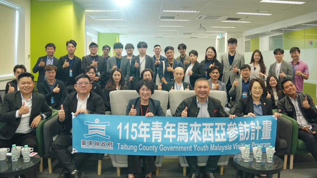▲臺東縣長饒慶鈴12日率領臺東青年委員會及地方青年代表,前往馬來西亞進行「115年度青年馬來西亞參訪交流活動」。