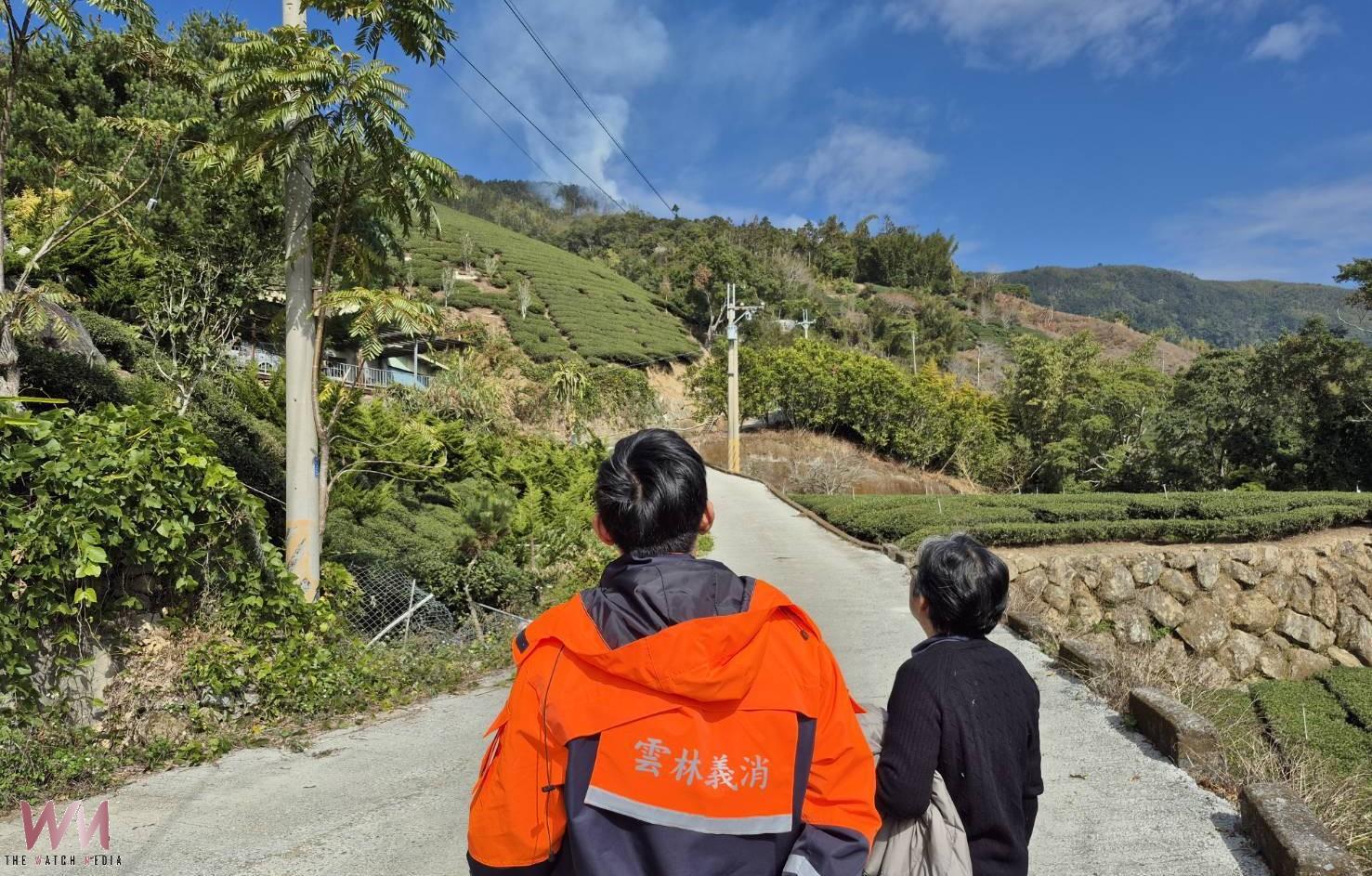草嶺地形陡峭增救災難度 黑鷹直升機投入古坑滅火 - https://www.watchmedia01.com