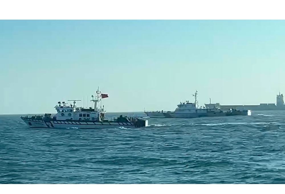 中國海警船再擾金門海域 海巡艇強勢驅離捍衛國家主權 224 CNEWS204260114a10