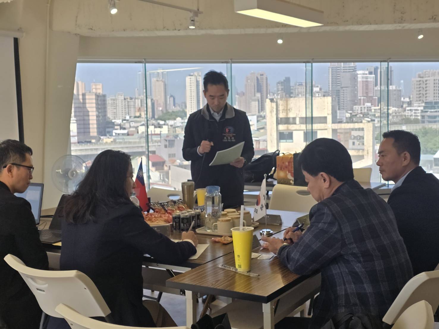 韓國FKTU城南支部訪台 與全國總工會交流勞工議題 - https://www.watchmedia01.com