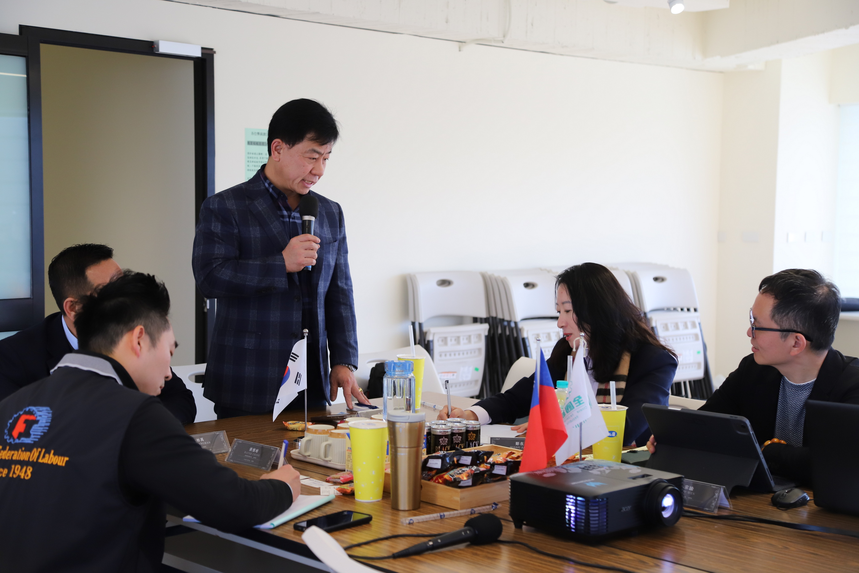 韓國FKTU城南支部訪台 與全國總工會交流勞工議題 - https://www.watchmedia01.com