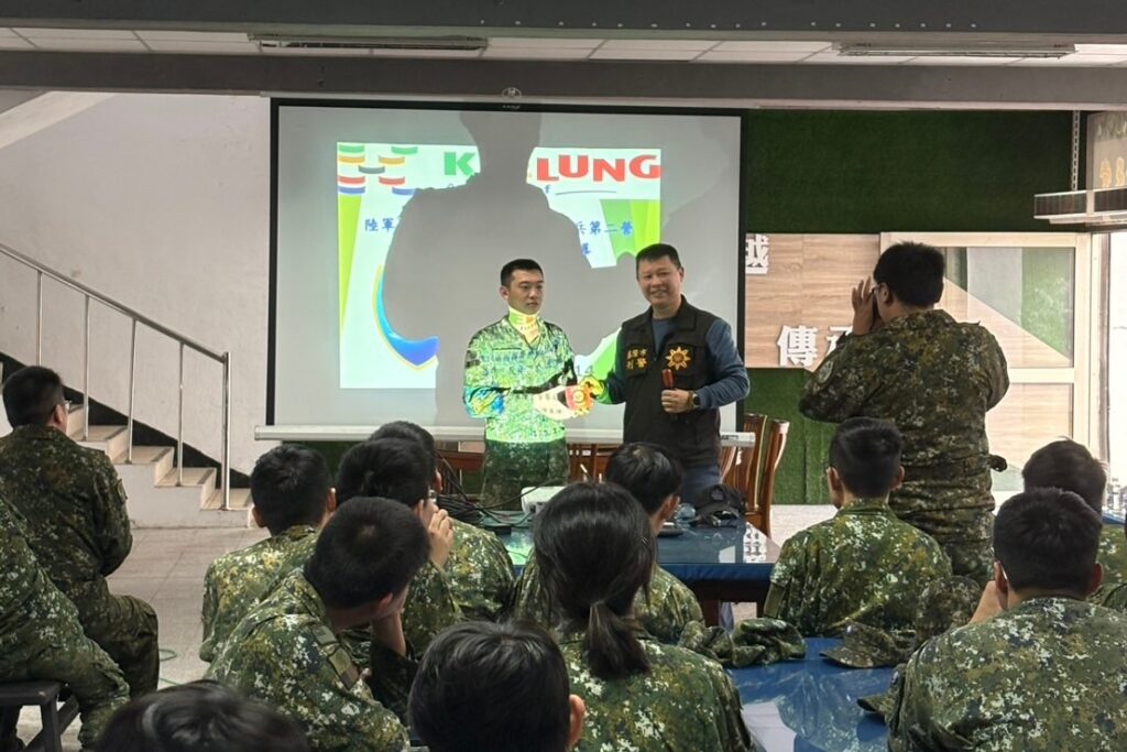 軍警齊心共防詐 基四警前進軍營宣導 55 MEITU 20260115 142515484