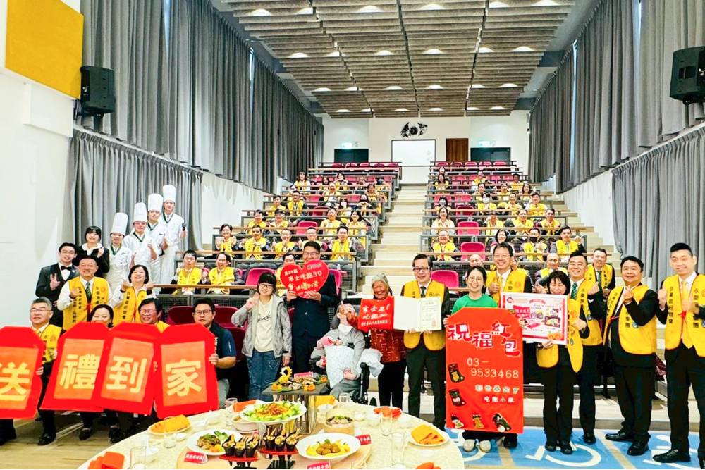 支持寒士吃飽30 永慶加盟四品牌宜蘭經管會溫暖植物人家庭 226 支持寒士吃飽30 永慶加盟四品牌宜蘭經管會溫暖植物人家庭 225