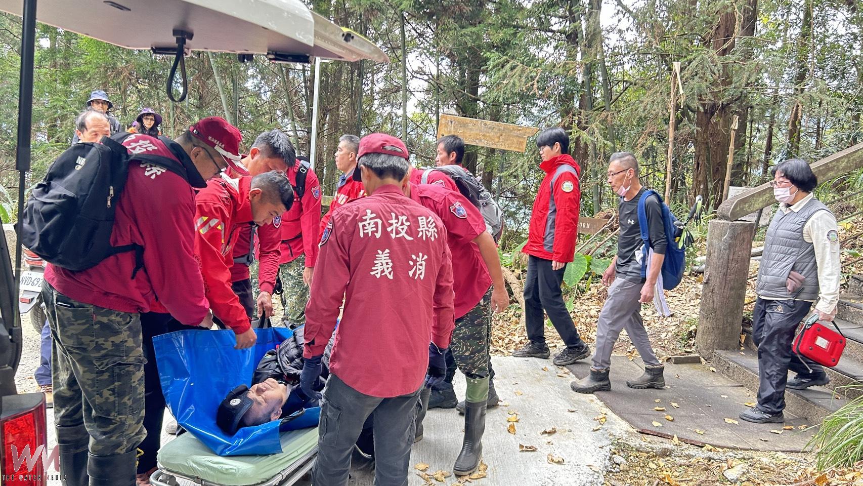 南投鹿谷溪頭鳳凰山林道一名山友現昏迷 消防局即刻救護 - https://www.watchmedia01.com