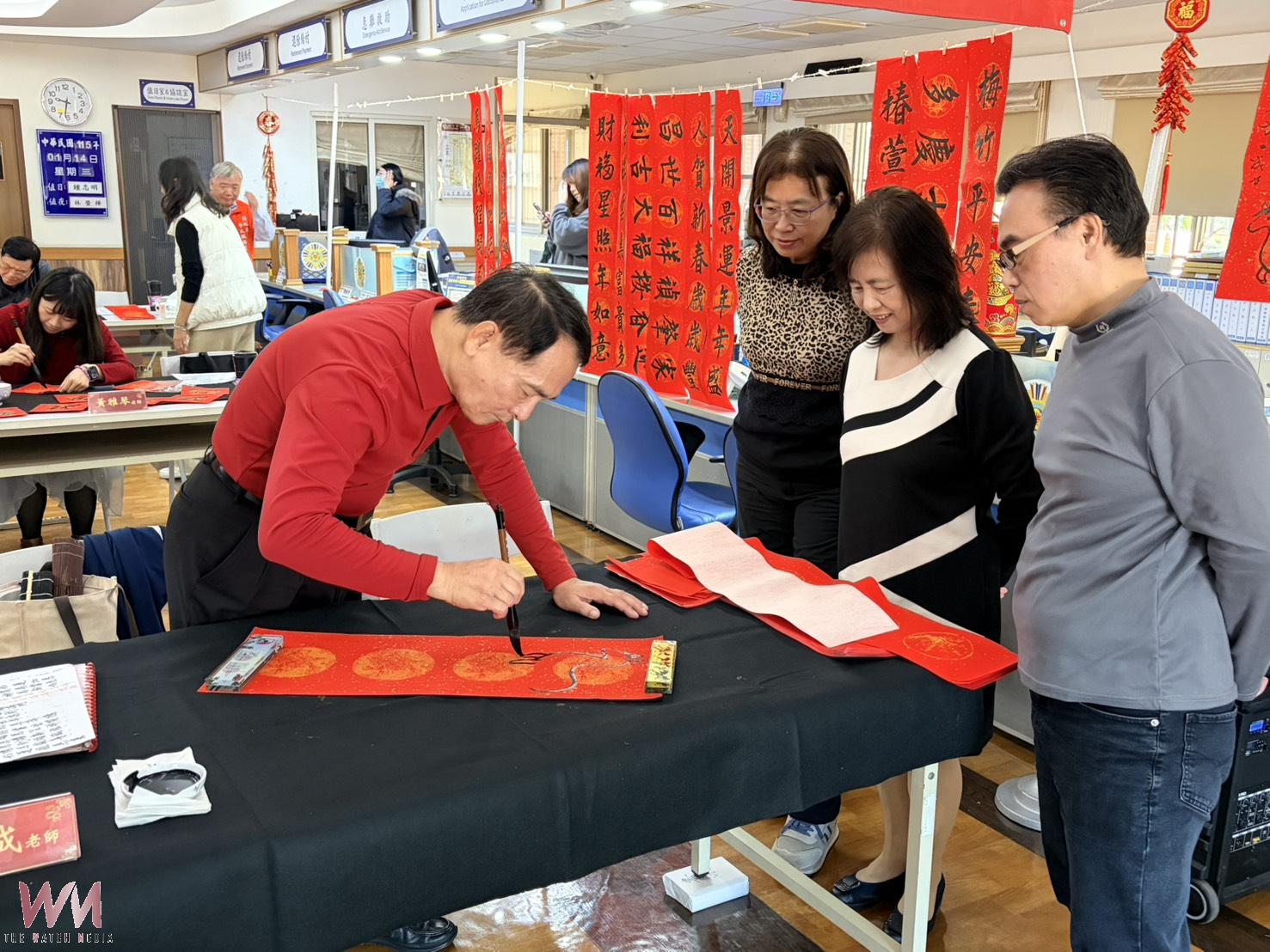 (有影片)/手寫最有溫度 彰化榮服處揮毫送春聯迎新年 - https://www.watchmedia01.com