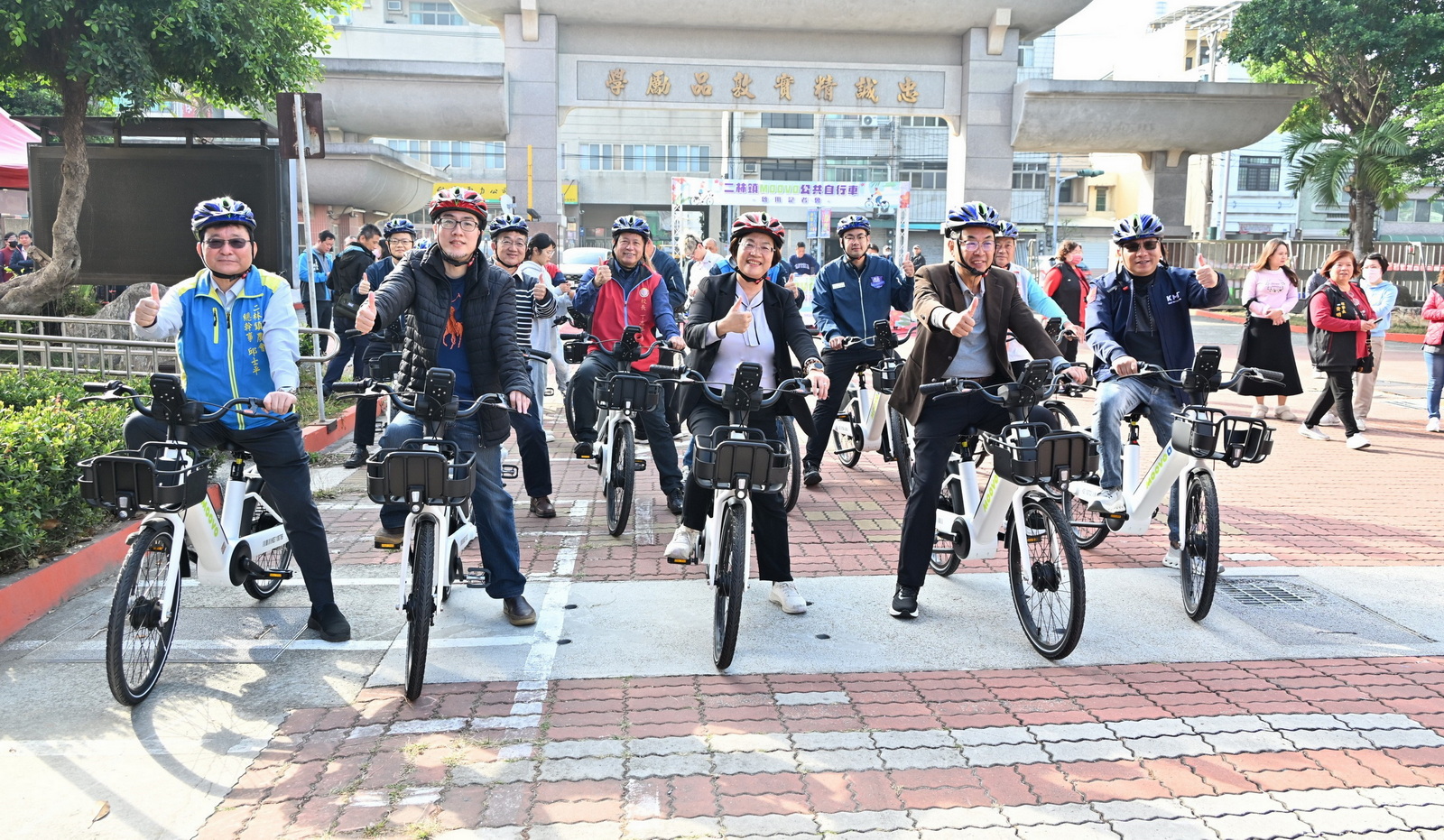 綠色出行　二林上路 MOOVO 自行車　打造智慧交通 - https://www.watchmedia01.com