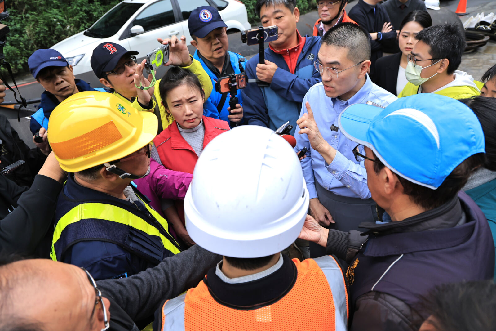 麥金路爆管全基隆近半斷水　謝國樑要求台水全面汰換老舊管線 211