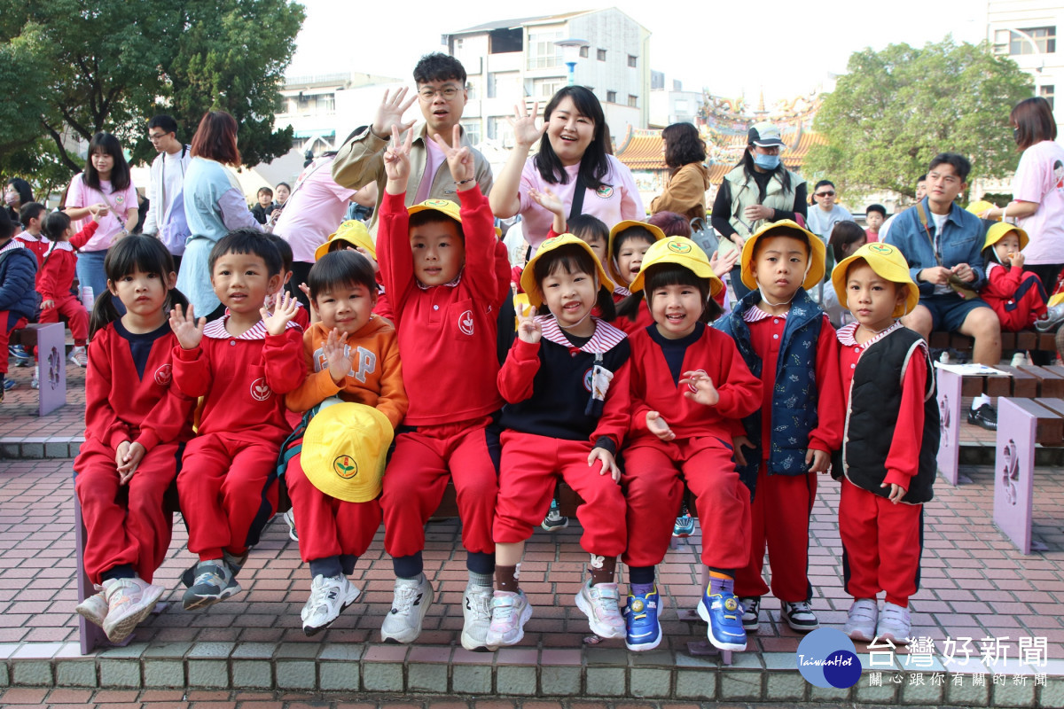 嘉義市立吳鳳幼兒園今天舉辦「79週年園慶暨文藝芳鄰」活動/嘉義市府提供