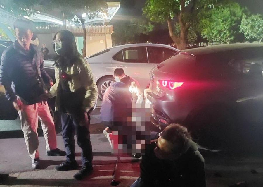 詐團頻換面交地點!內埔警沉著埋伏查獲車手及監控手