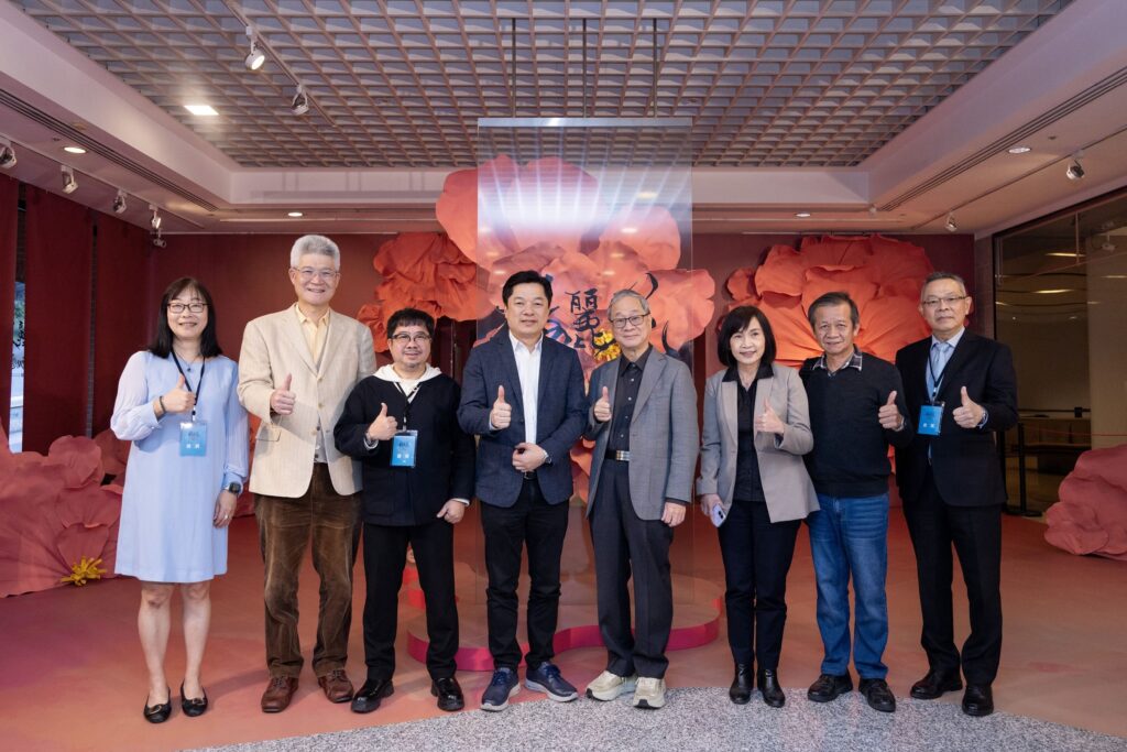 傳藝中心「世紀初戀‧楊麗花」歌仔戲特展 開展首週破萬人 楊麗花展覽見面會登場 50 8 4 1024x683 1