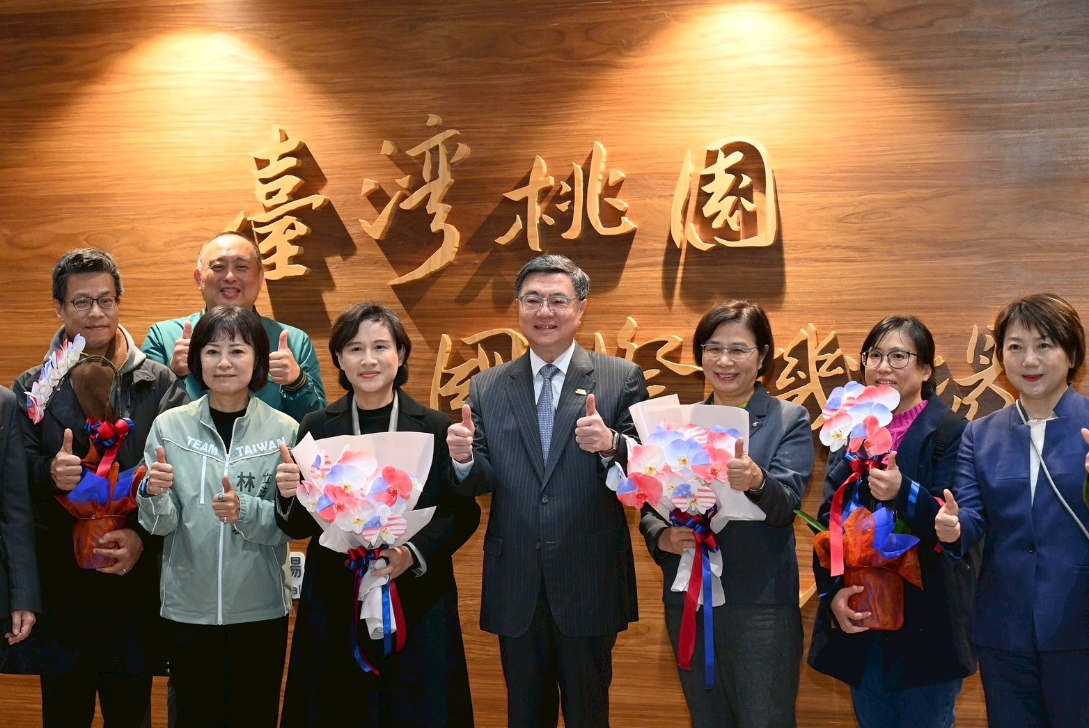台美關稅確定15%!卓榮泰親赴桃機迎接肯定團隊辛勞付出 S 164421795 0