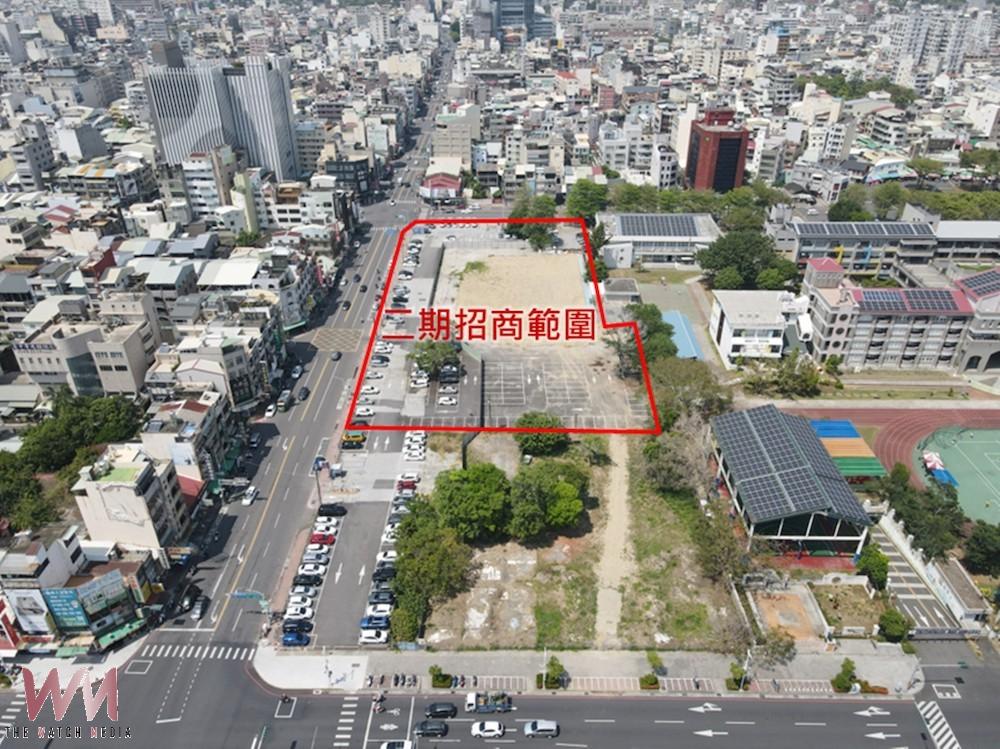 嘉義市推「民族國小西側二期公辦都市更新招商案」,黃敏惠市長歡迎各界踴躍參與投資,共築市中心新亮點。(圖/嘉義市政府提供)