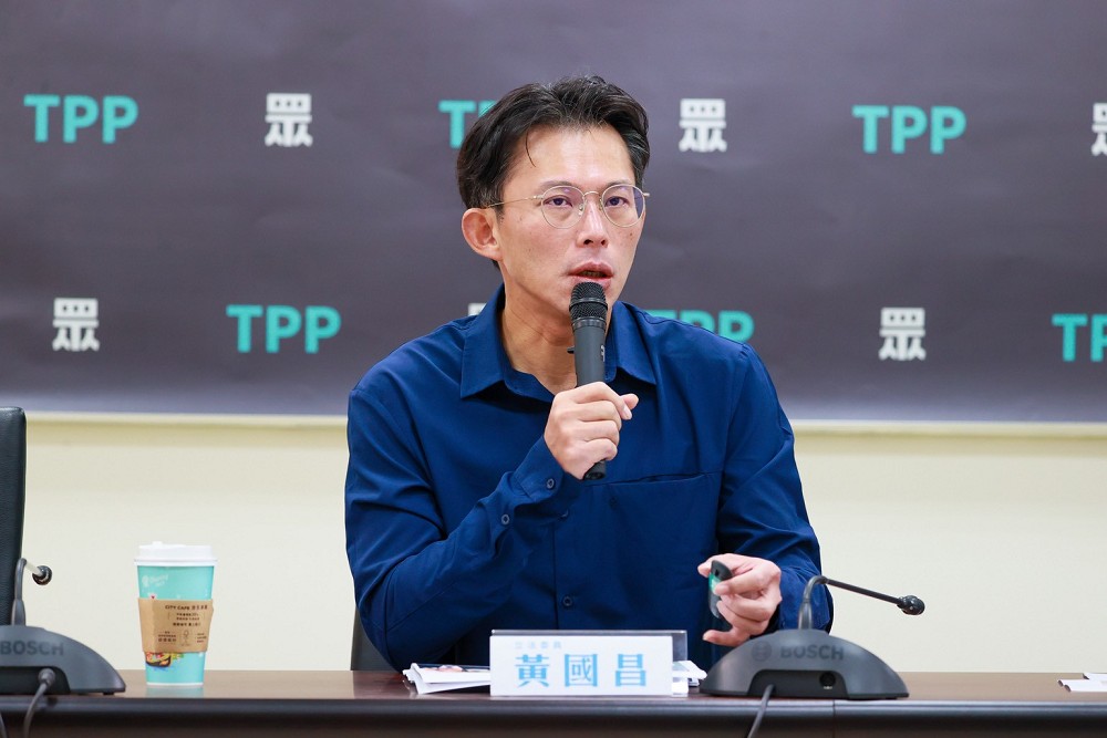 預言黃國昌出席機密會議要「偷資料」 資深媒體人被網友封先知 194 預言黃國昌出席機密會議要「偷資料」 資深媒體人被網友封先知 193