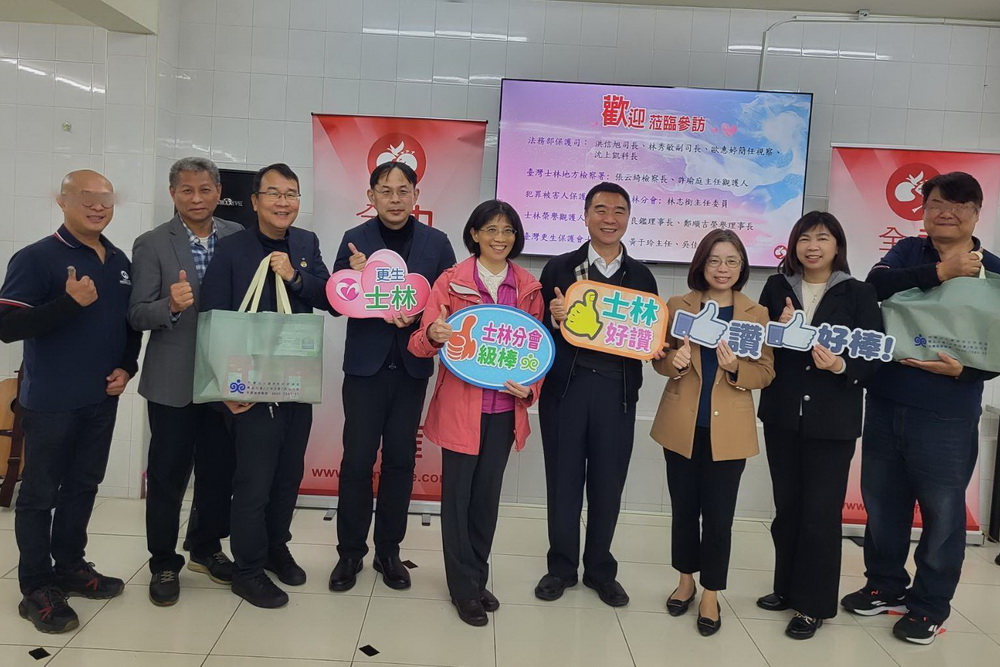 關懷戒癮成效 春節前保護司親臨戒毒中心鼓勵更生人 216 關懷戒癮成效 春節前保護司親臨戒毒中心鼓勵更生人 215