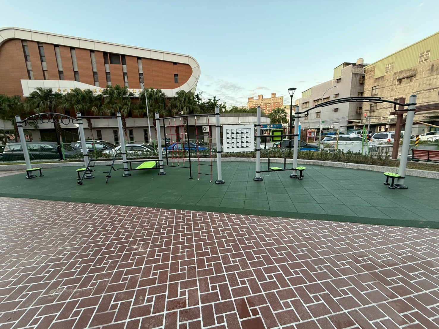 蘆洲兒九公園啟用 不用上健身房就能免費使用體健設施 - https://www.watchmedia01.com