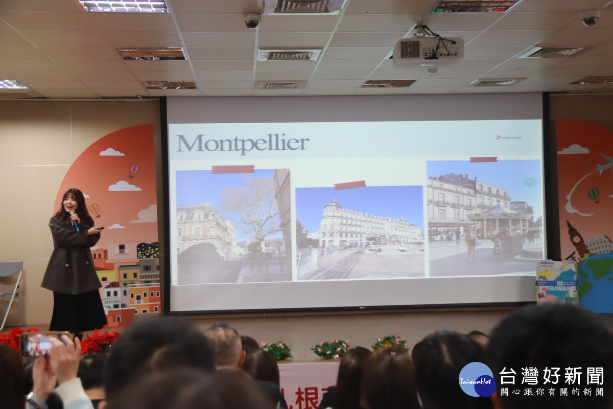 謝同學分享法國交換生經歷。(記者扶小萍攝)