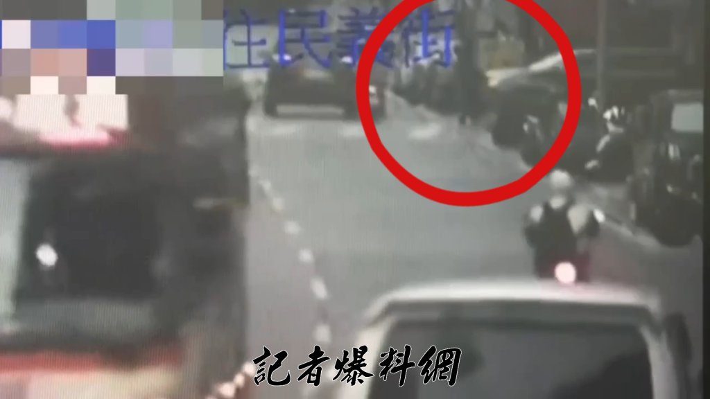 蘆洲休旅車搶快「切西瓜」左轉!6旬婦遭撞捲入車底…骨盆重傷內出血