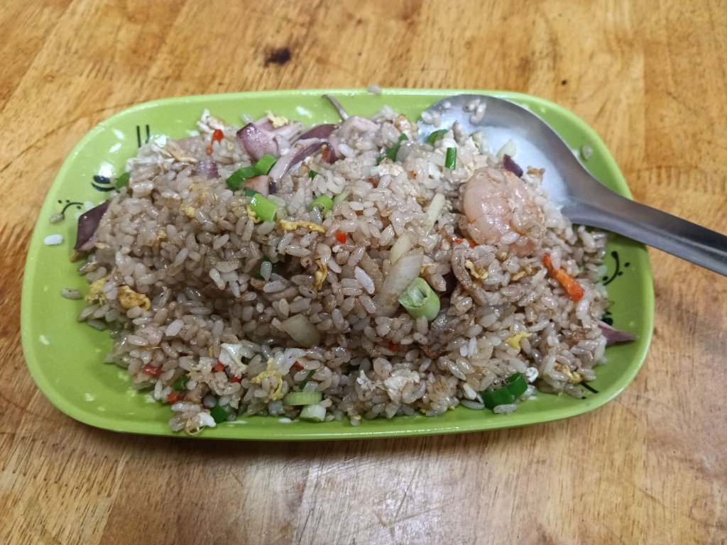 環島炒飯價格800到3000!老司機一看全台地點懂了 網友:荒野大嫖客