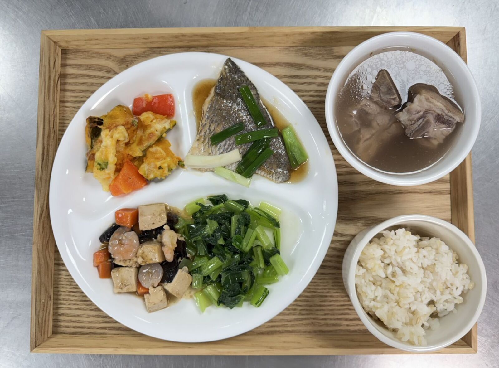 坐月子還在吃「這些料理」? 營養師曝產後肥胖、傷口慢癒禍首 228 坐月子還在吃「這些料理」? 營養師曝產後肥胖、傷口慢癒禍首 227