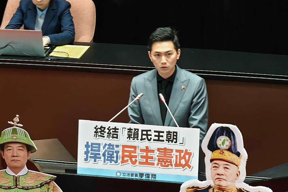 總統未出席彈劾審查 廖偉翔批:藐視國會、否定人民監督權 222 總統未出席彈劾審查 廖偉翔批:藐視國會、否定人民監督權 221