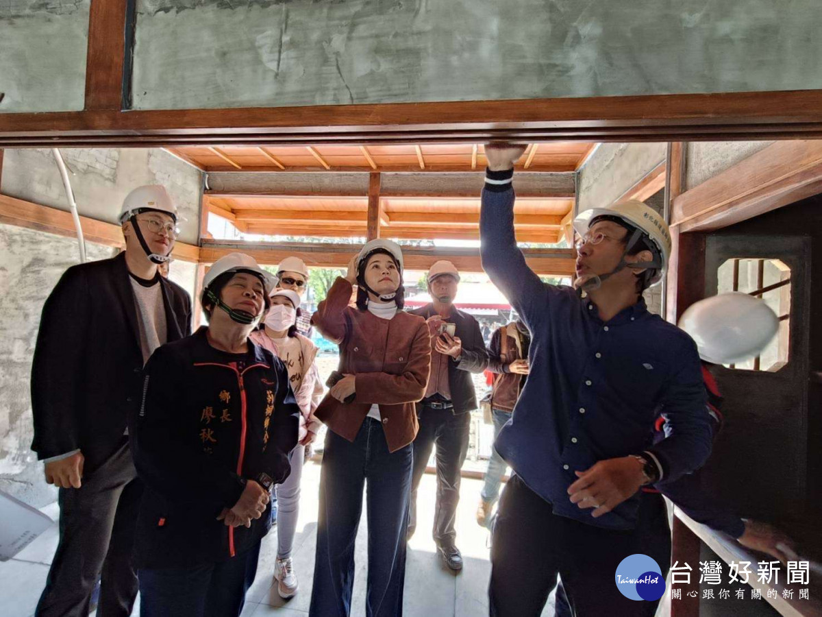 雲林縣政府特地辦理工地展,邀約莿桐鄉鄰近社區居民、管理單位饒平國小的師生以及民眾參與/雲林縣府提供