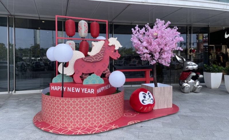 福袋升級登場!高雄大立馬年主題裝置與藝術展拍照熱點同步開放